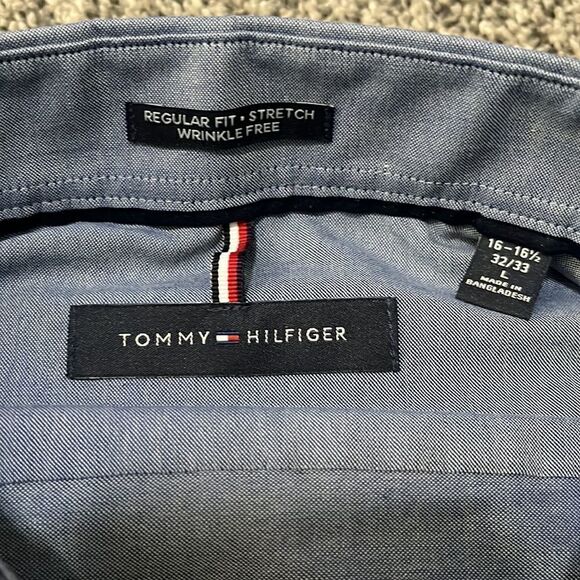 NWT - Tommy Hilfiger - Blue Dress Shirt - L - Picture 2 of 6
